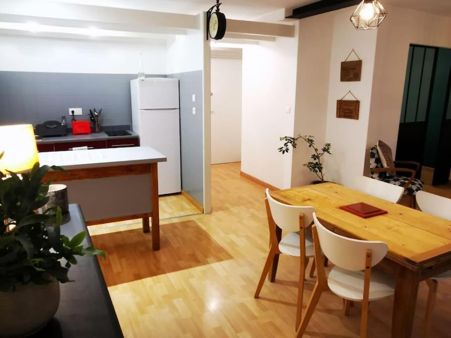Nid Douillet A Quelques Pas De La Gare. Appartement Carcassonne Buitenkant foto