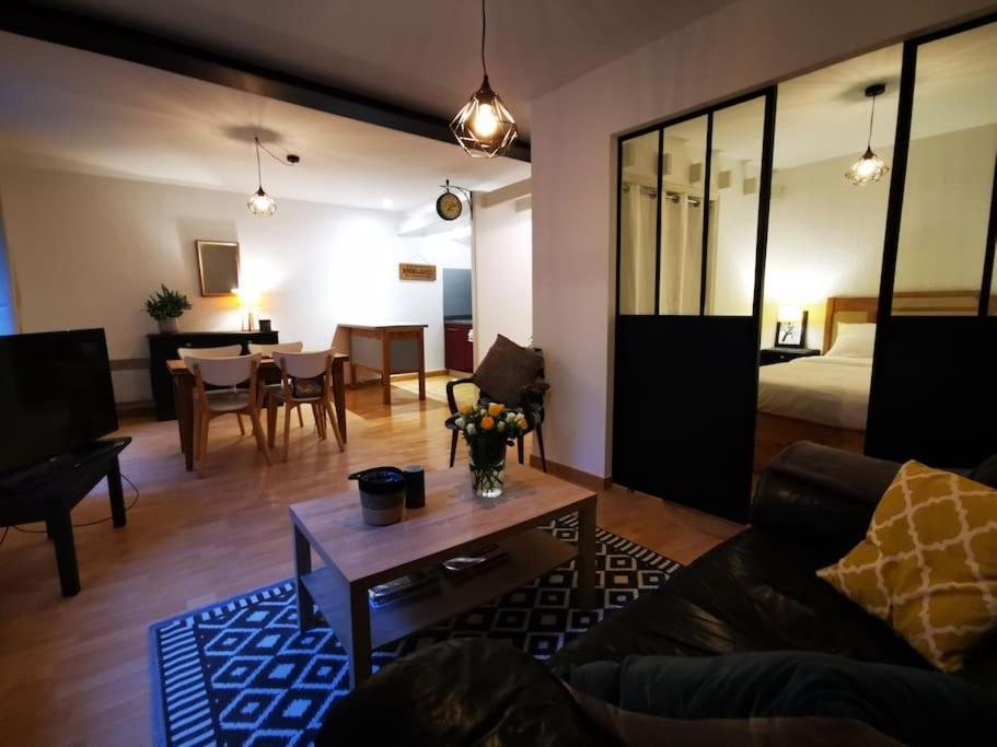 Nid Douillet A Quelques Pas De La Gare. Appartement Carcassonne Buitenkant foto